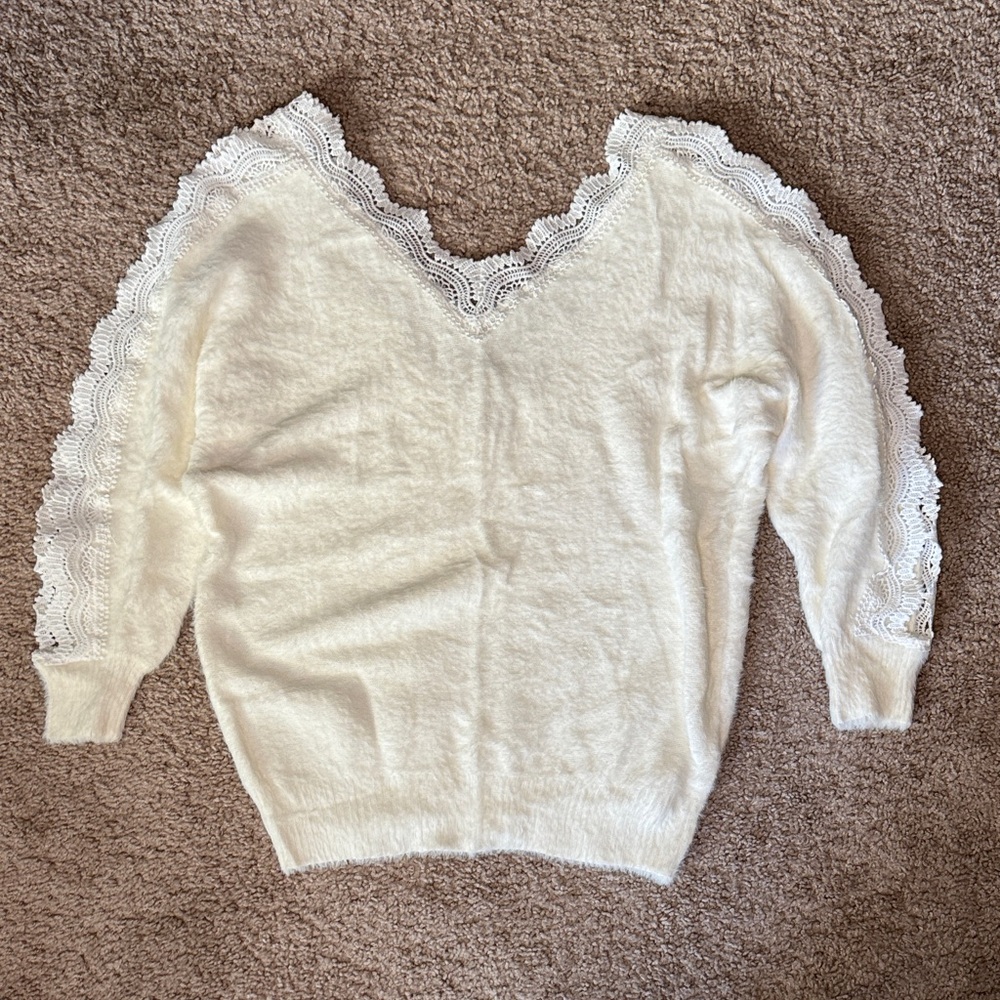 Lace-Trim V-Neck Knit Sweater - Ivory